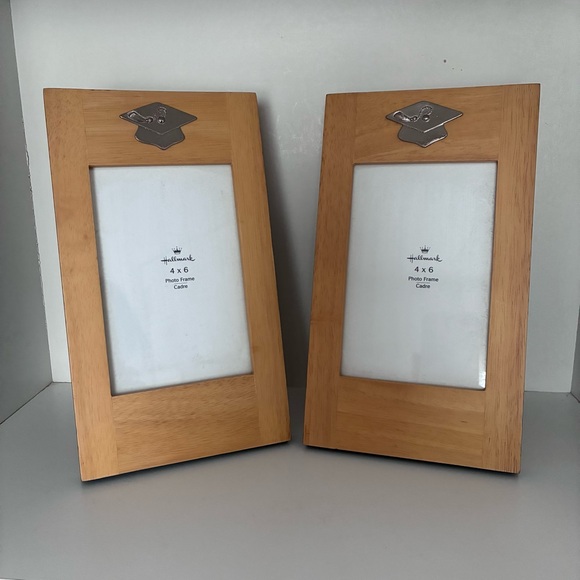 Hallmark Wood Graduation Frame (Set 2); each holds a 4 × 6 Photo - Picture 1 of 11